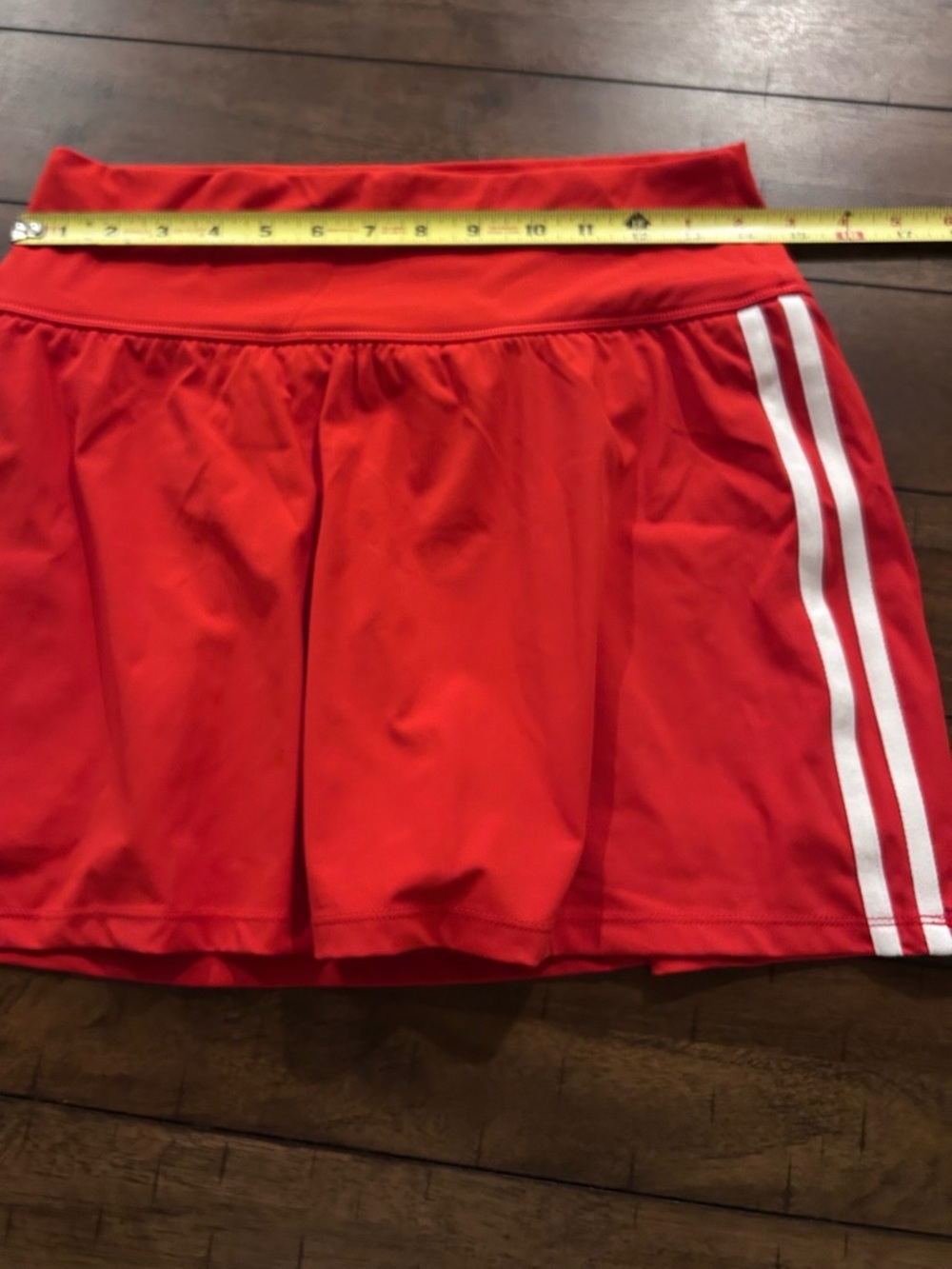 Halara SoftlyZero High Waisted Mini Skort Red Side Stripe Size Medium NEW - Picture 7 of 10